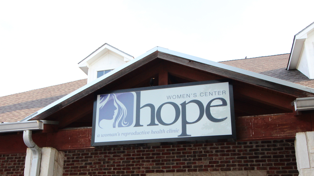 Hope Women’s Center in Dallas Focuses Not Just on Expectant Mothers, but also on New Fathers