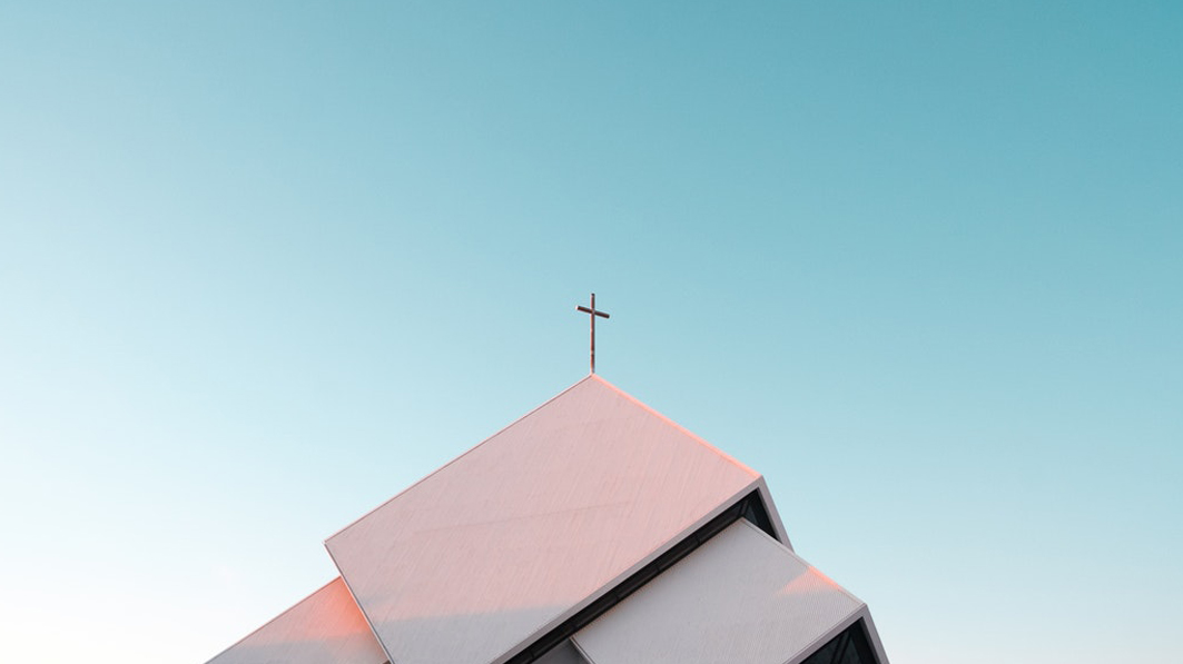 Online Church Roundup: Three Sunday Sermons of Hope and Exhortation