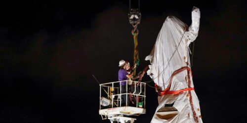 Columbus statue in Chicago|Chicago removes Columbus statue