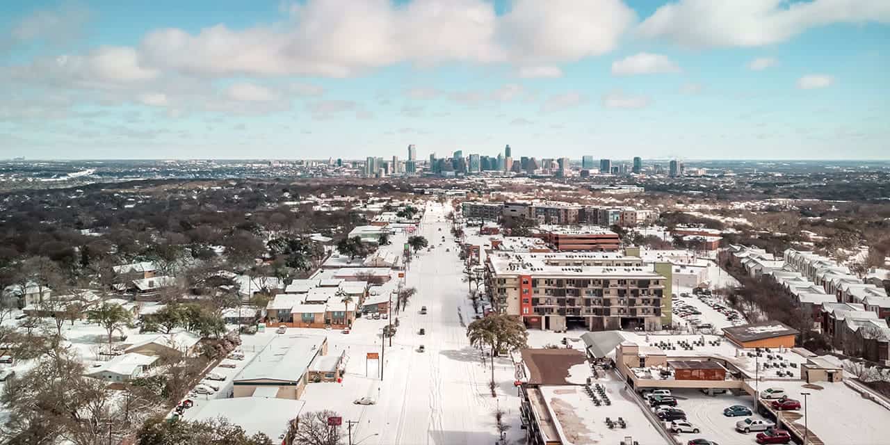 TX: Snow storm and arctic freeze in Austin