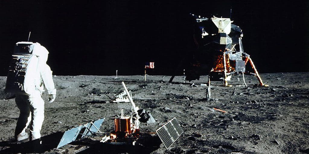 Apollo 11|Jeff Bezos Blue Origin