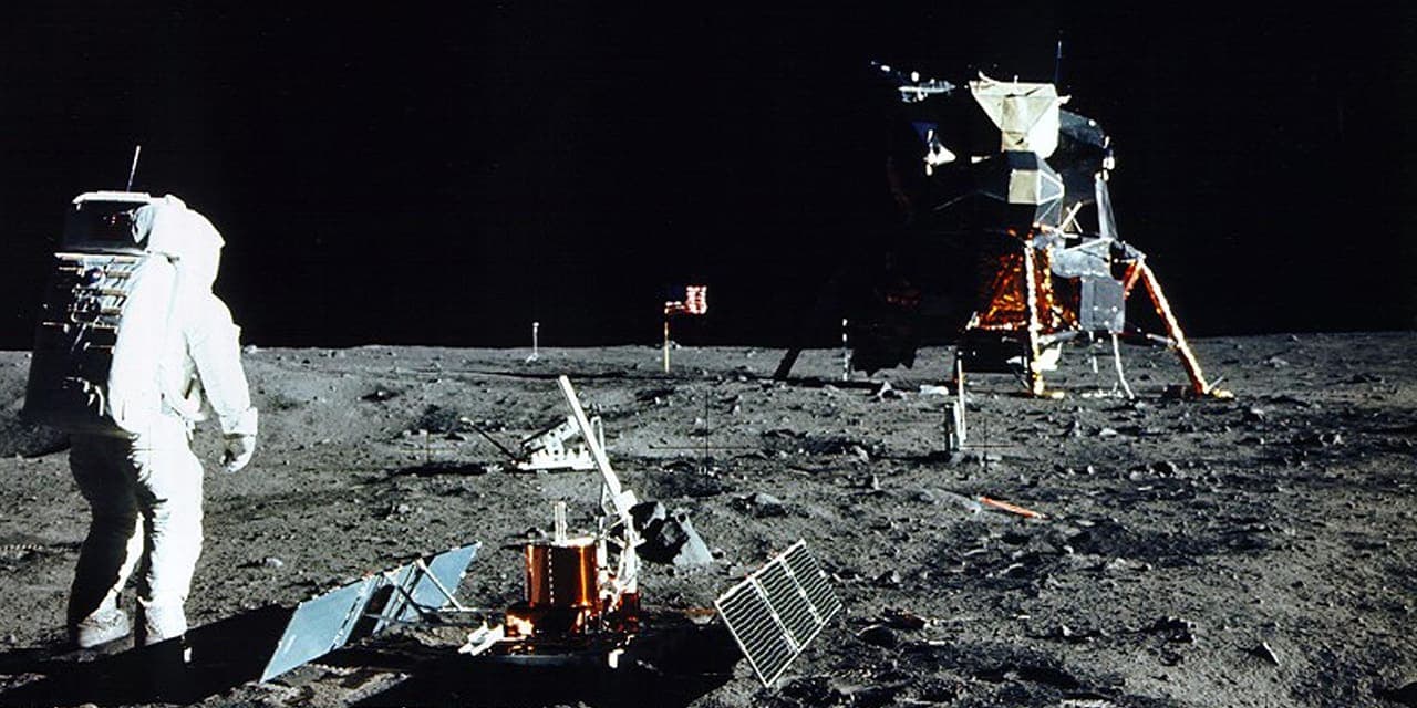 Apollo 11|Jeff Bezos Blue Origin