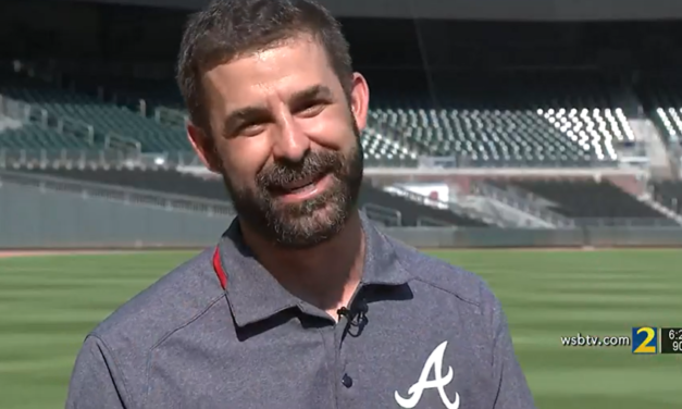 Faceplanting in Front of Stadium Full of Braves Fans Did Not Ruin This Dad’s Day