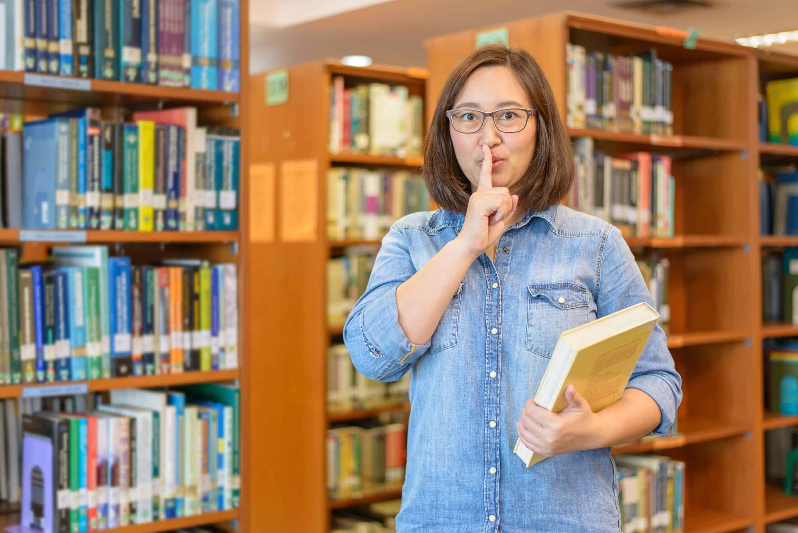 Silence library. Silent library show. Silence library. Silence library. Доктор кто библиотека.