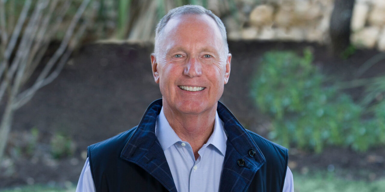 Max Lucado Reminds Us Some Pastors May Wear Robes – But None Wear Capes