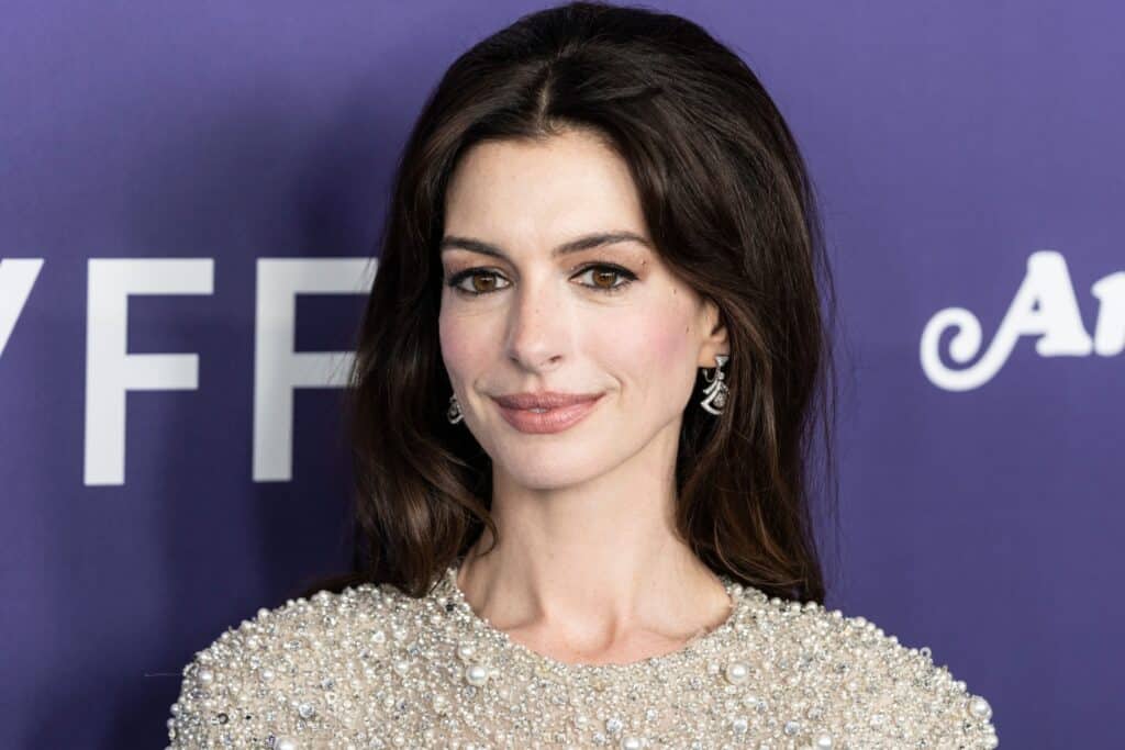 Anne Hathaway